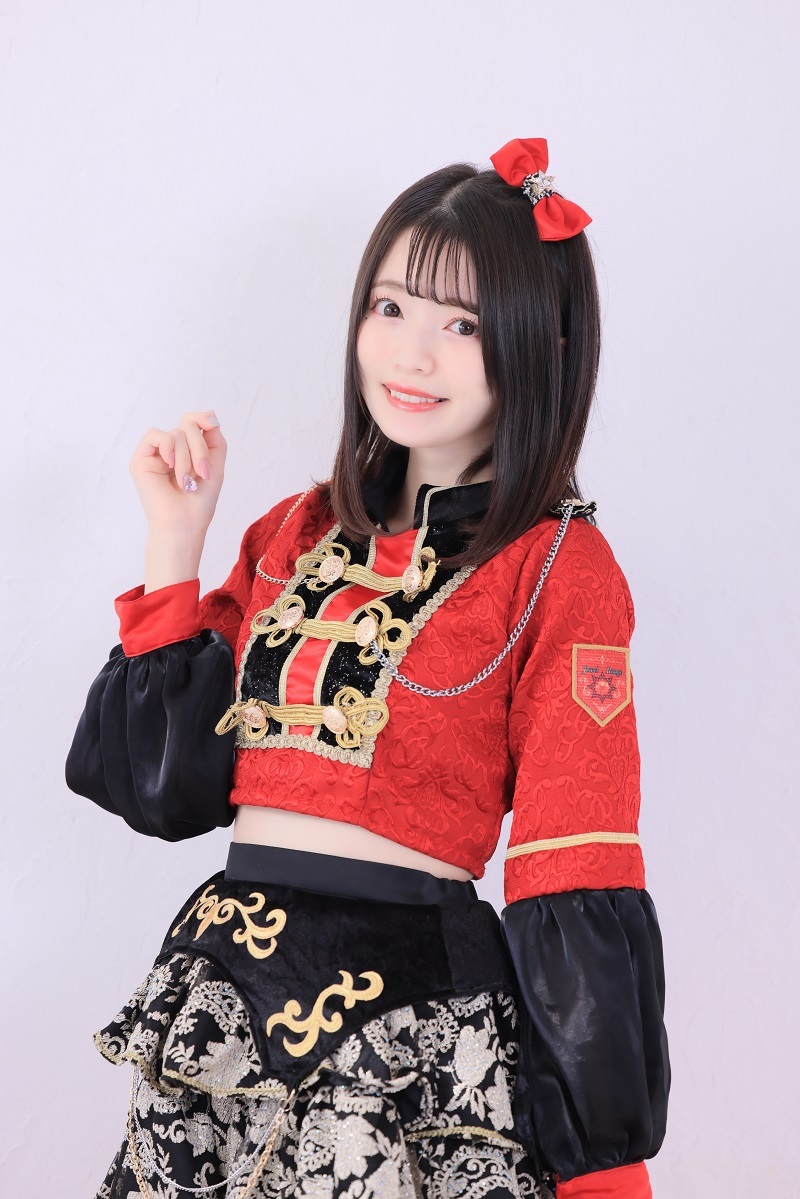 伊芸彩
