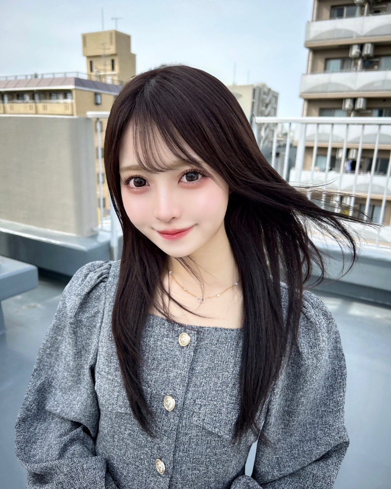 桃乃あや
